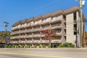 Sleep Inn & Suites near Sports World Blvd Gatlinburg